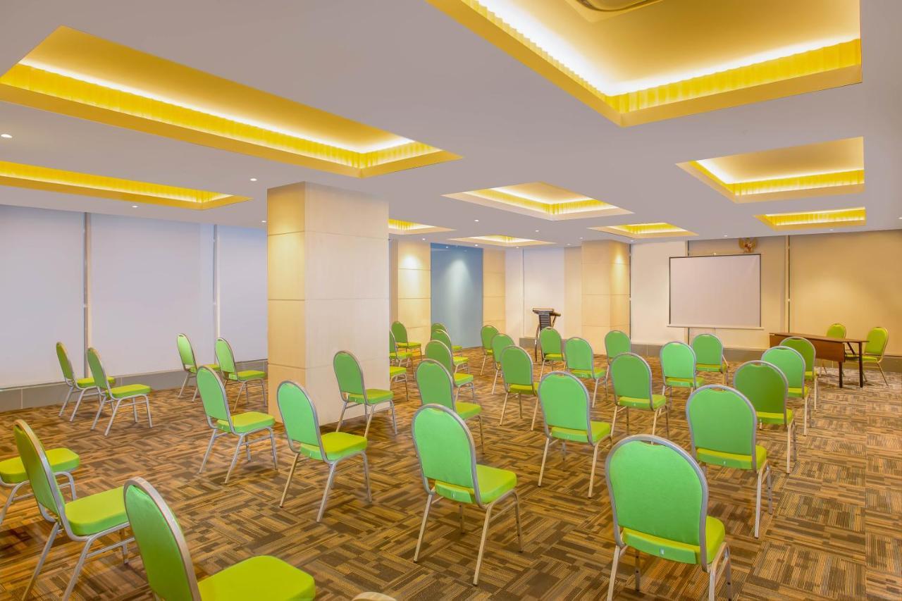 Zest Parang Raja Solo By Swiss-Belhotel International Bonorejo Екстер'єр фото